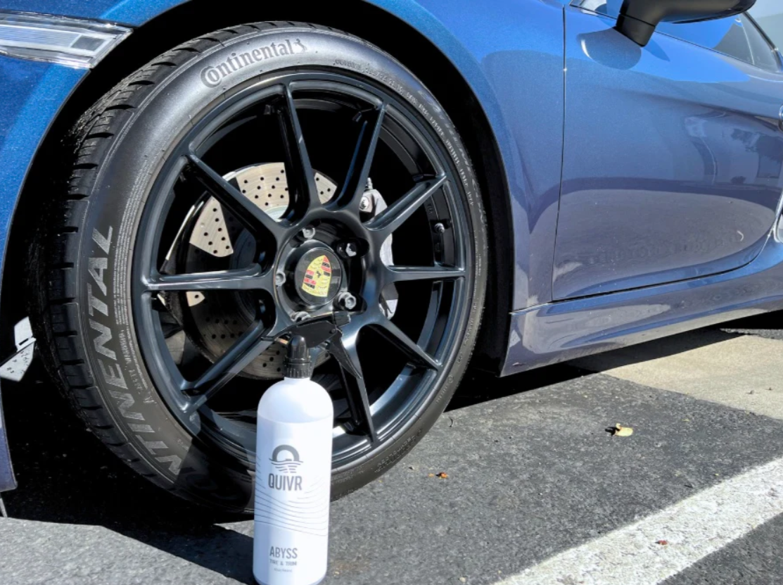 QUIVR Abyss Tire Dressing- 32oz